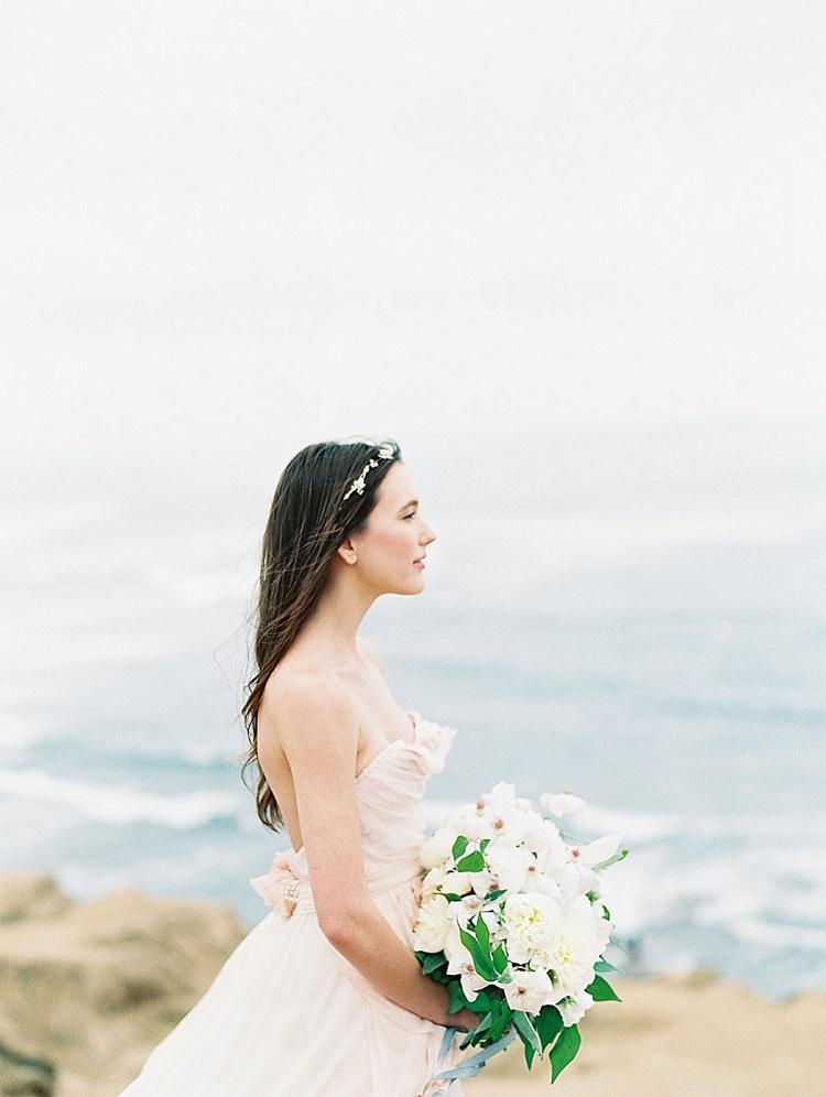 San Diego beach wedding. Carmen Santorelli Photography. San Diego Florist: Plenty of Petals