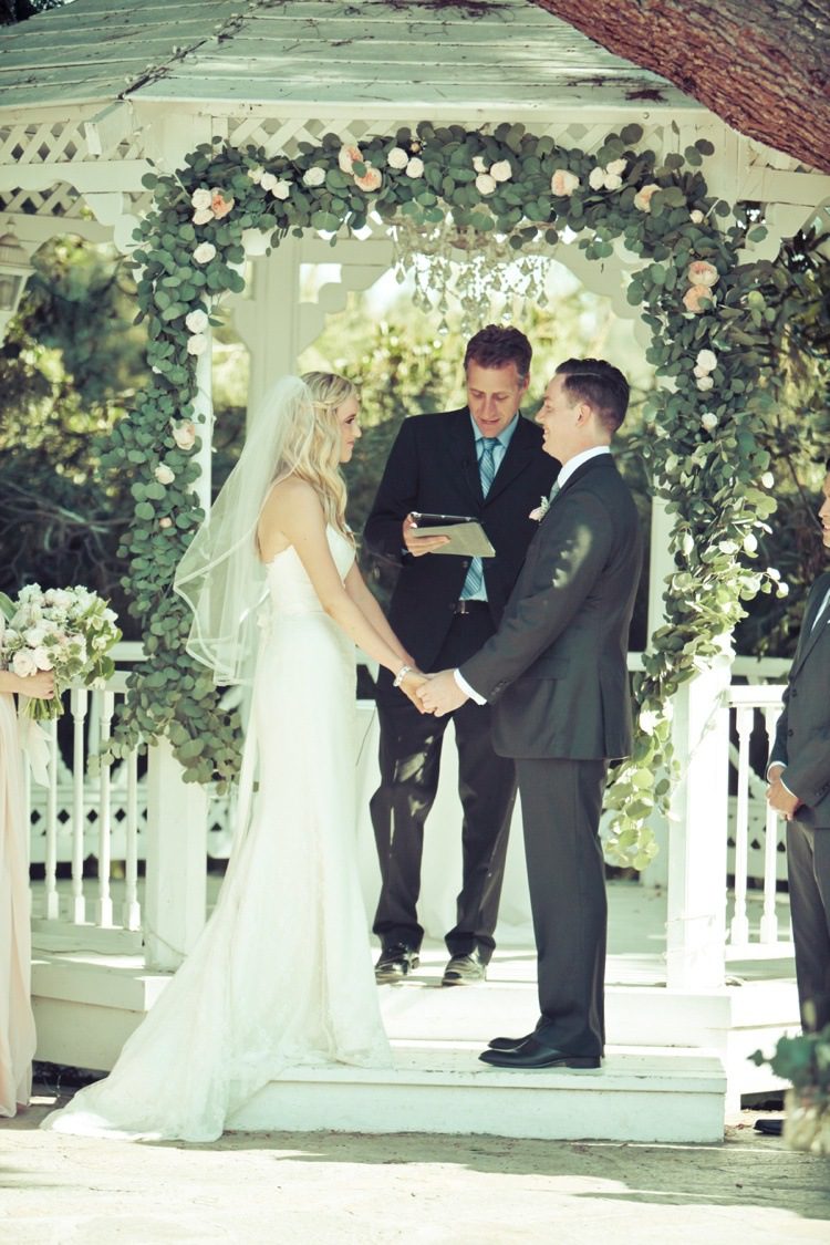 Green Gables wedding. Wedding arch flowers. Green Gables wedding. Flowers by San Diego wedding florist: Plenty of Petals